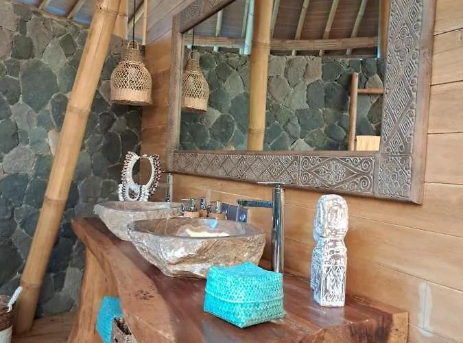 Bukit Lipah Villa *